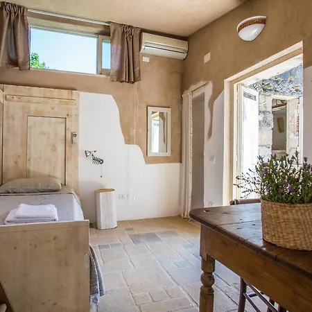 Cava Degli Ulivi * Нардо